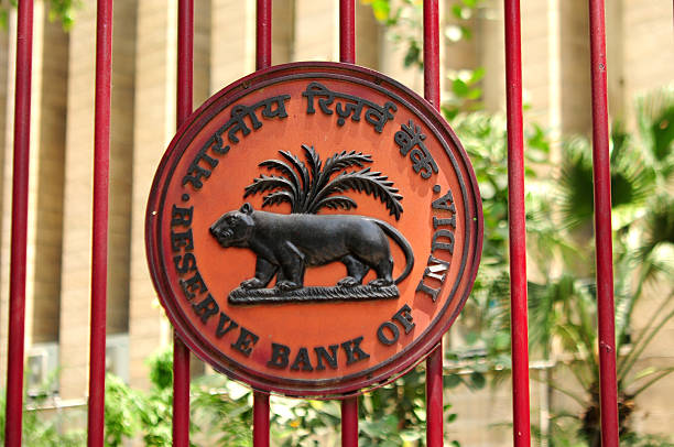 RBI moots bank-like norms for large NBFCs