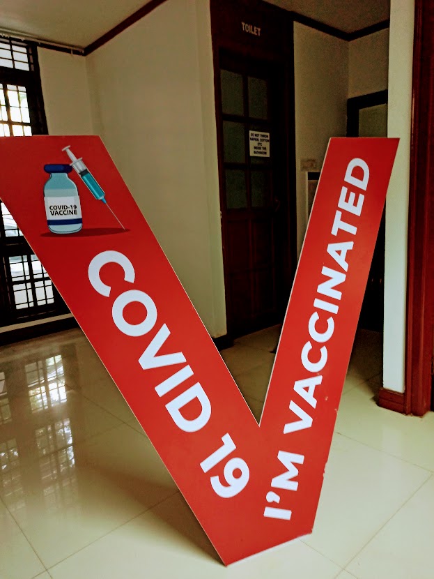 Covid: Finance ministry asks states to vaccinate bank, insurance staff on 'priority'