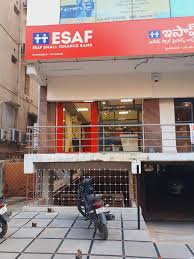 Karthikeyan Manickam is ESAF SFB Chairman